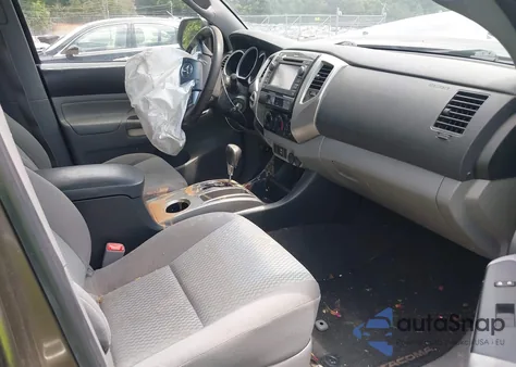 2013 Toyota Tacoma Base V6 z USA, uszkodzony, nr VIN 3TMMU4FN0DM061691